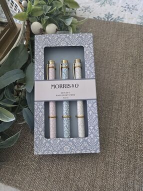 Morris & Co Floral Ballpoint Pen Set in Pink, Blue & White